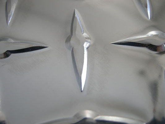 Diamant-Aluminiumwarzenblech-Blatt für die Verzierung des Automobil-Bodens